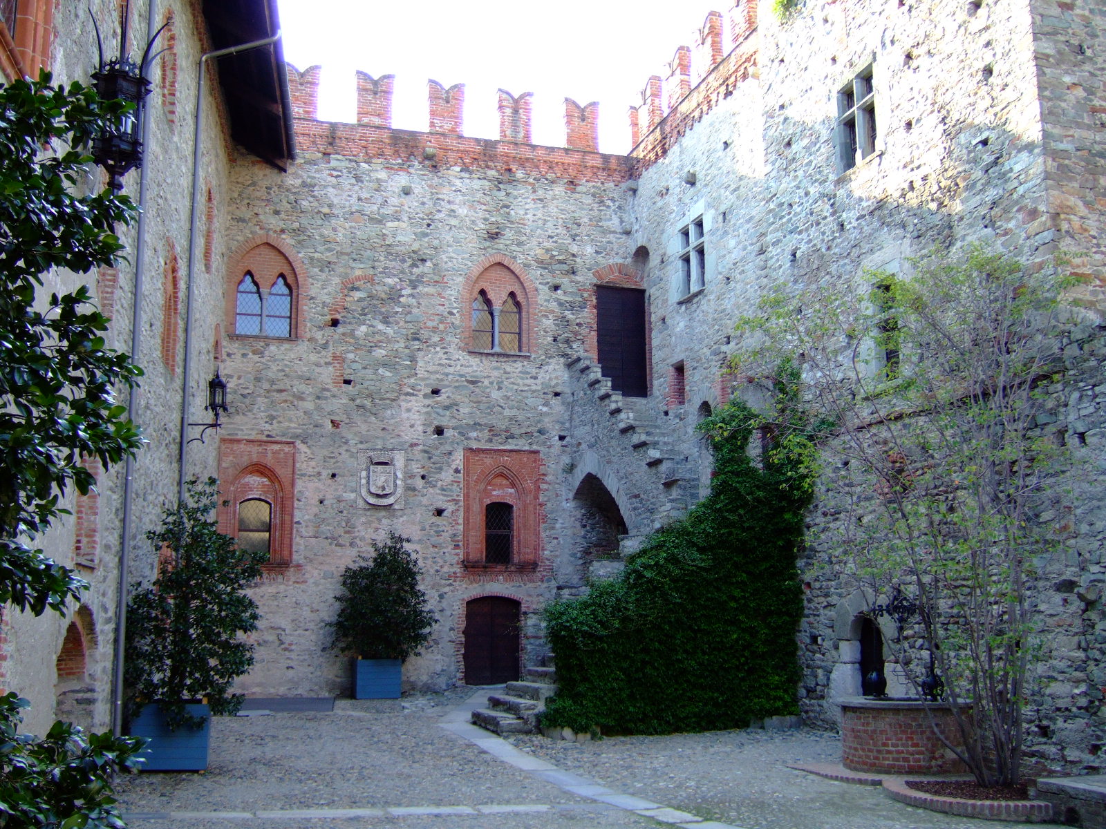 Castello di Montalto Dora Location guide FCTP