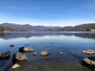 Lungolago (Lago D'Orta)
